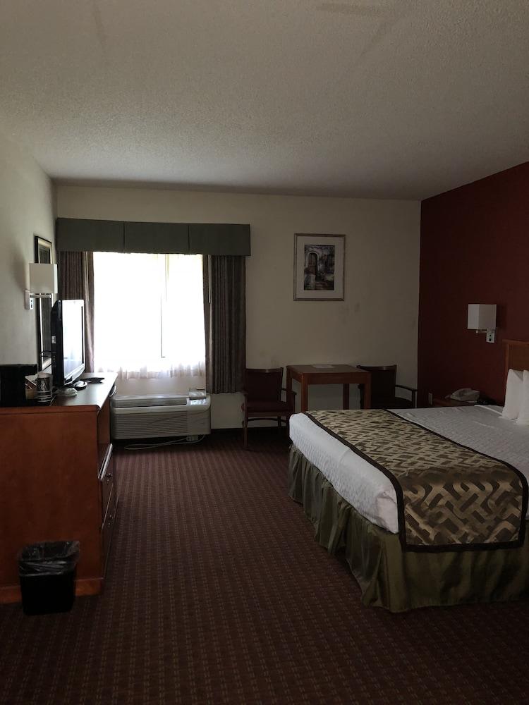 Millennium Inn Ellisville Buitenkant foto