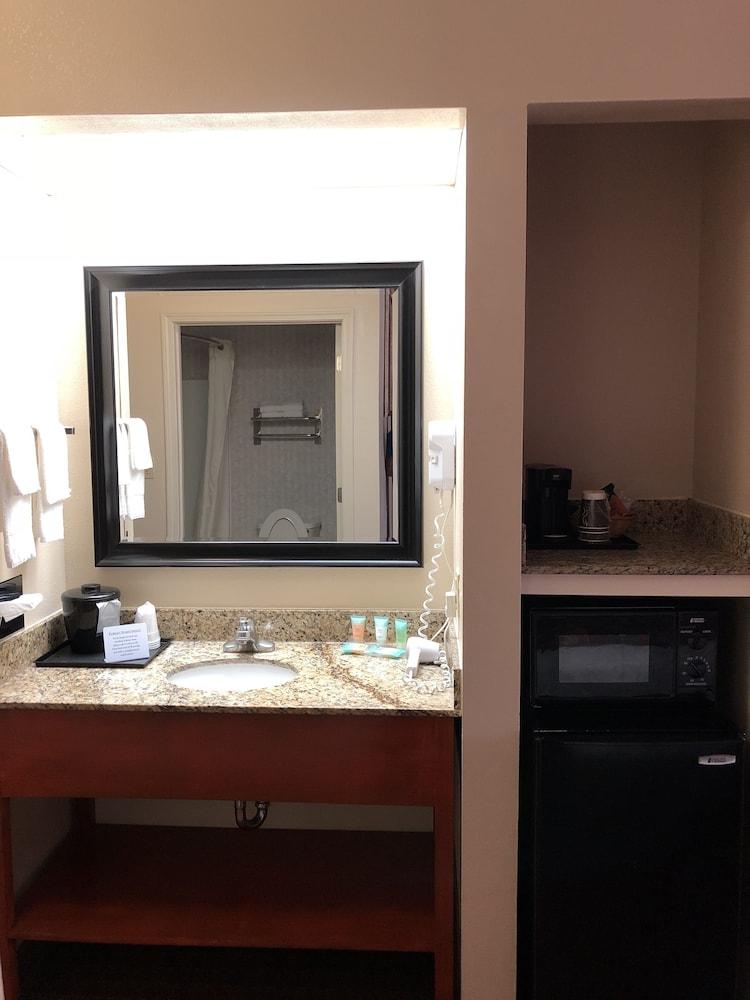 Millennium Inn Ellisville Buitenkant foto