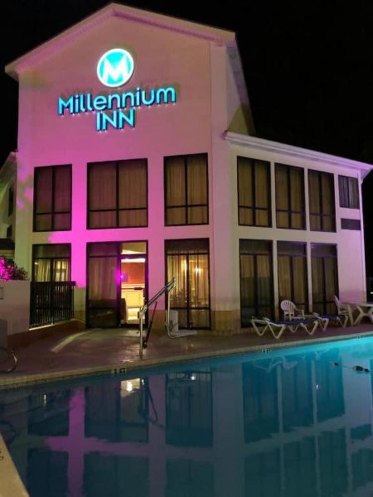 Millennium Inn Ellisville Buitenkant foto
