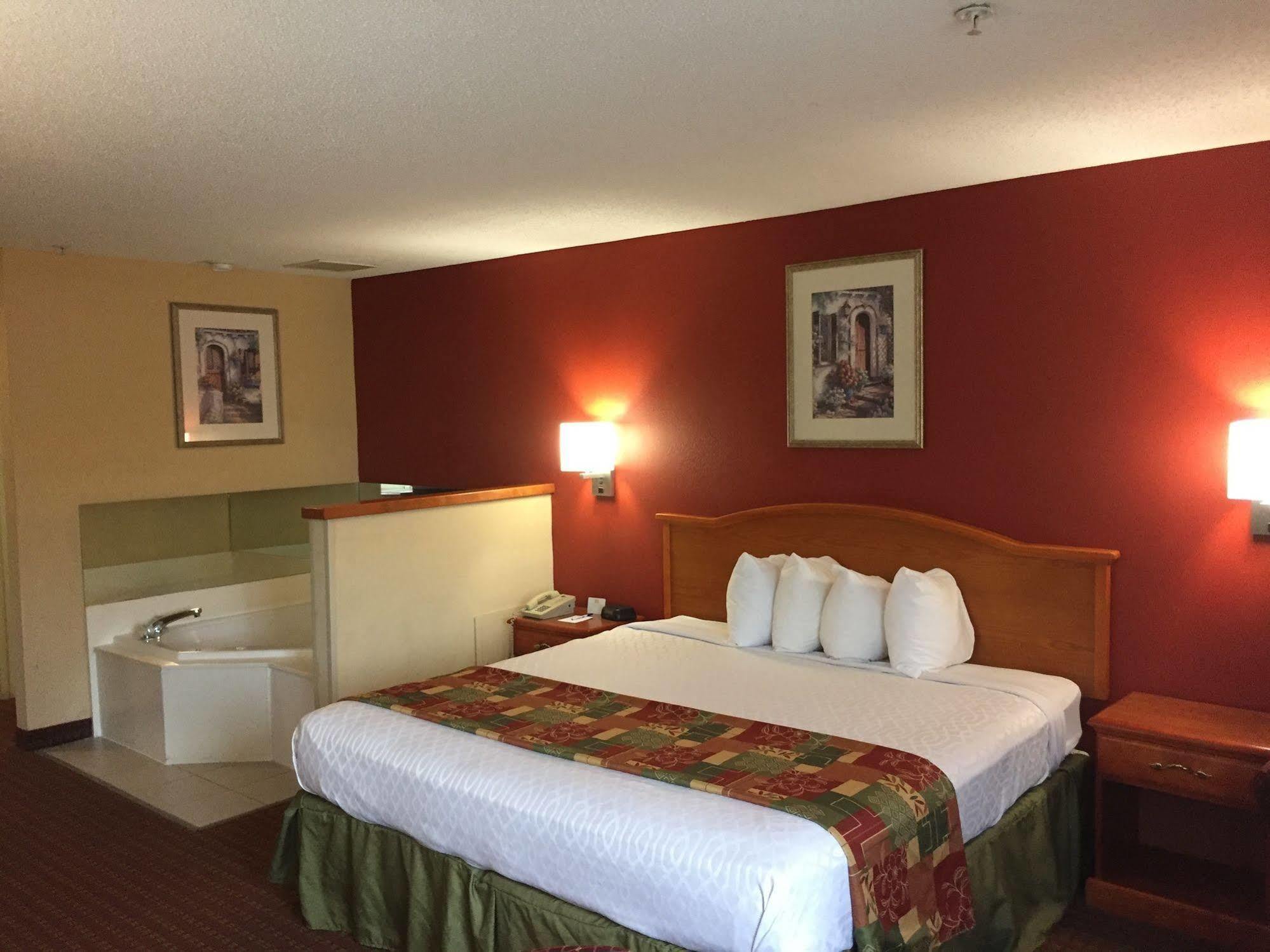 Millennium Inn Ellisville Buitenkant foto