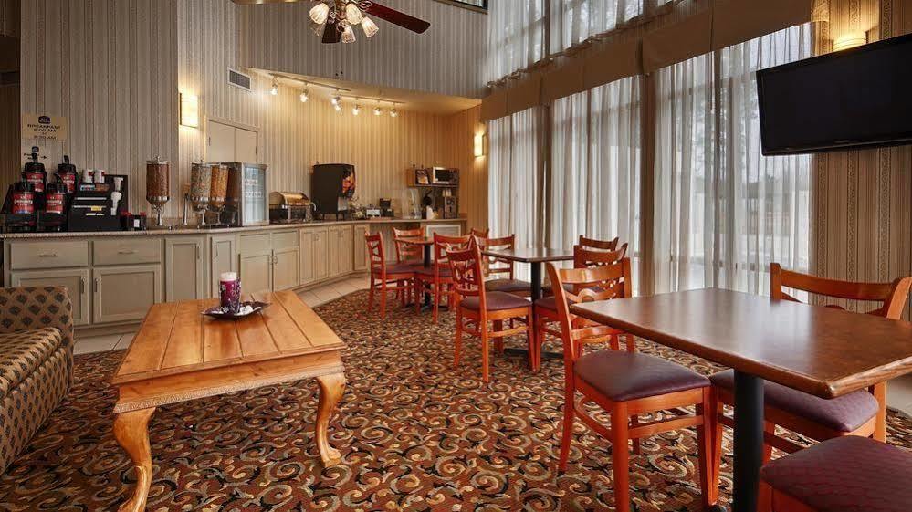 Millennium Inn Ellisville Buitenkant foto