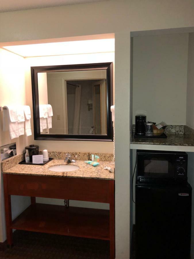 Millennium Inn Ellisville Buitenkant foto