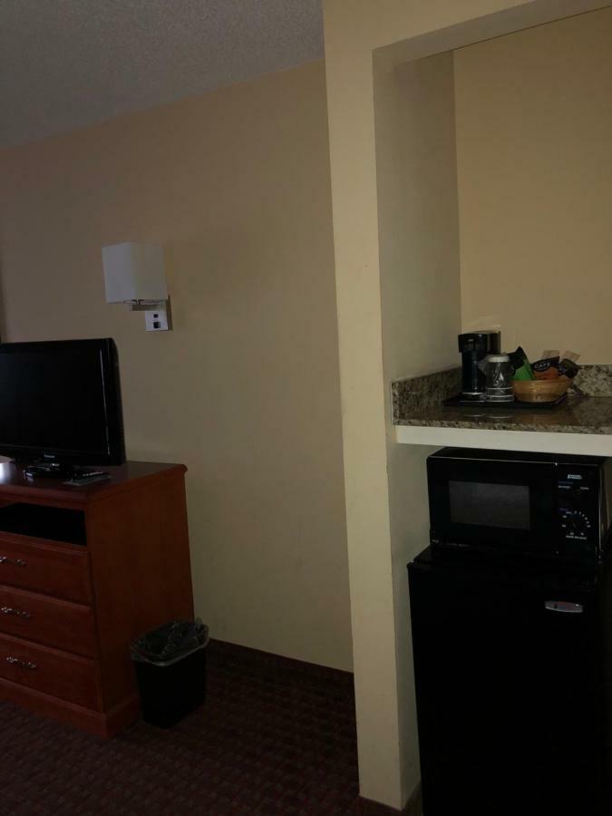 Millennium Inn Ellisville Buitenkant foto